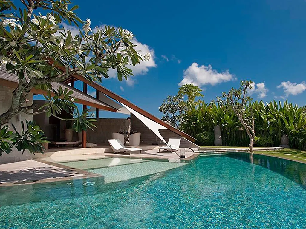 The Layar - Designer Villas And Spa, Chse Certified Seminyak